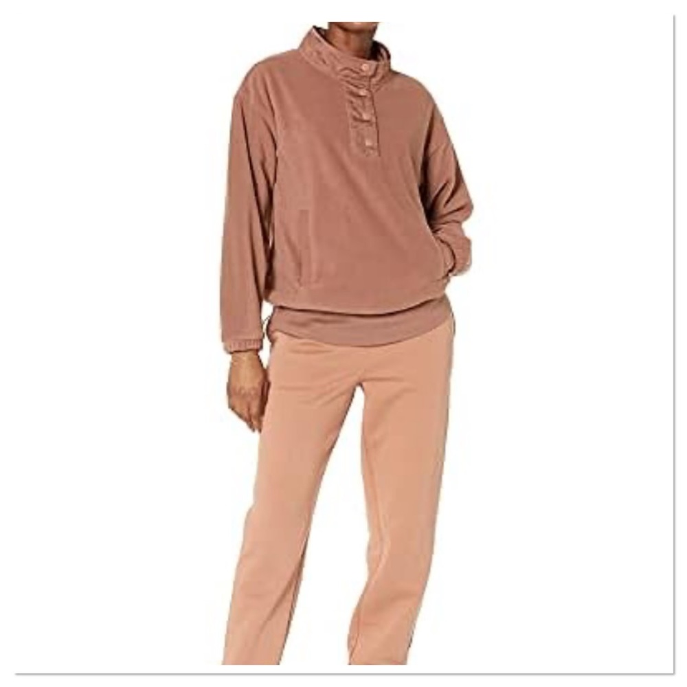 Womens Plus Size Relaxed Fit Recycled Polyester Microfleece High Neck Pullover